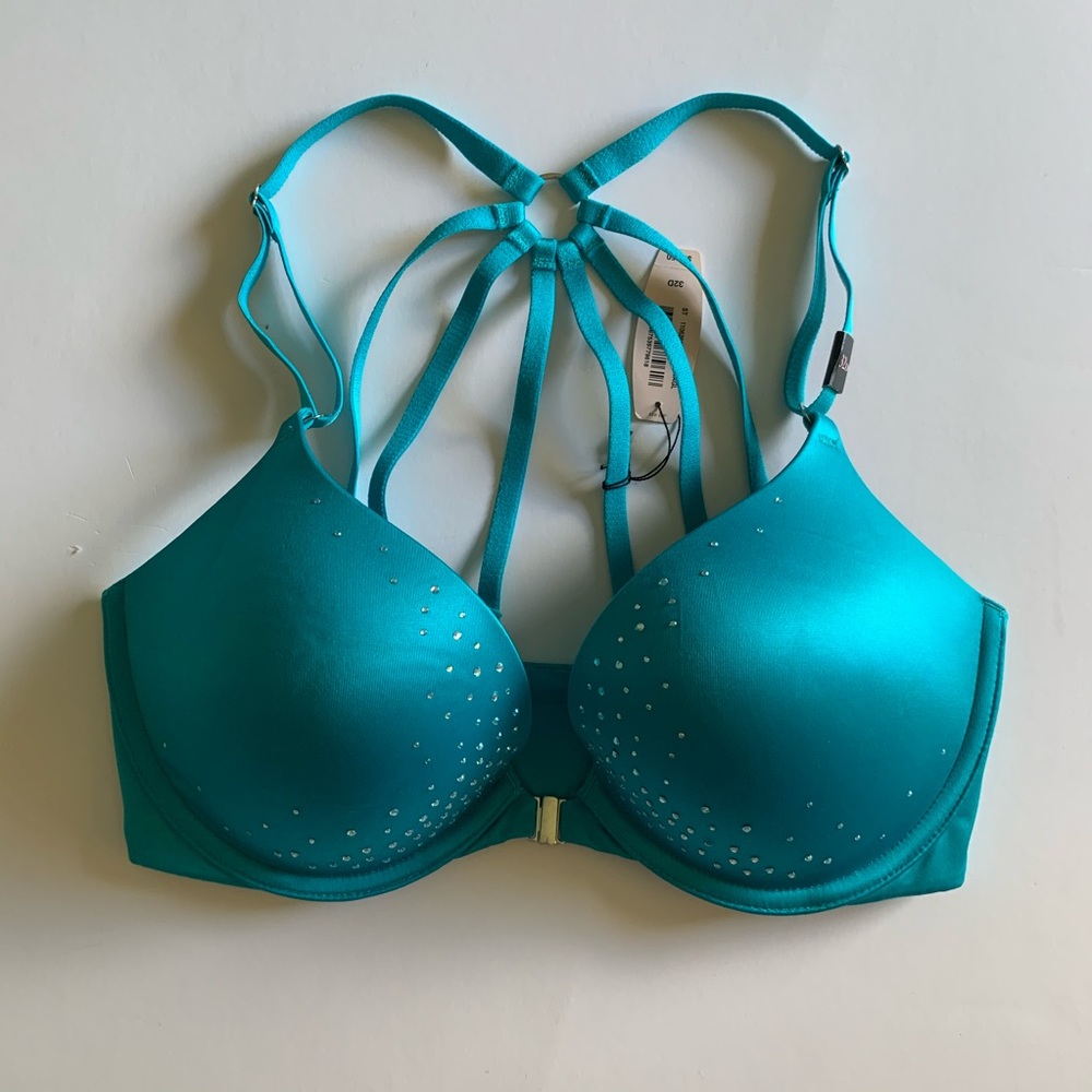 • Victoria Secret Very Sexy Push up bra •